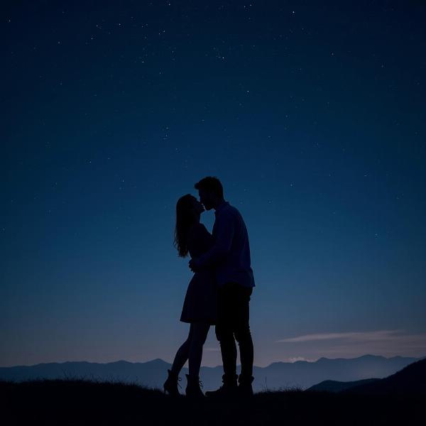 Una coppia innamorata si abbraccia sotto un cielo stellato, godendosi il silenzio e la magia della notte.